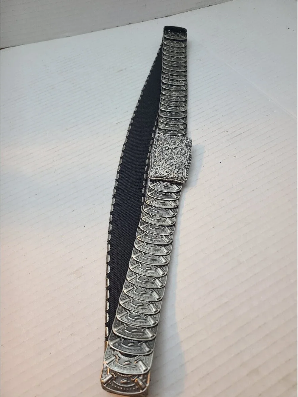 Vintage Silver Toned Metal & Elastic Stretch Belt Floral Embossed w/ Metal Plate